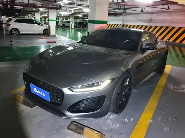 Jaguar F-TYPE 2024 P300 75th Anniversary Collector's Hardtop Edition
