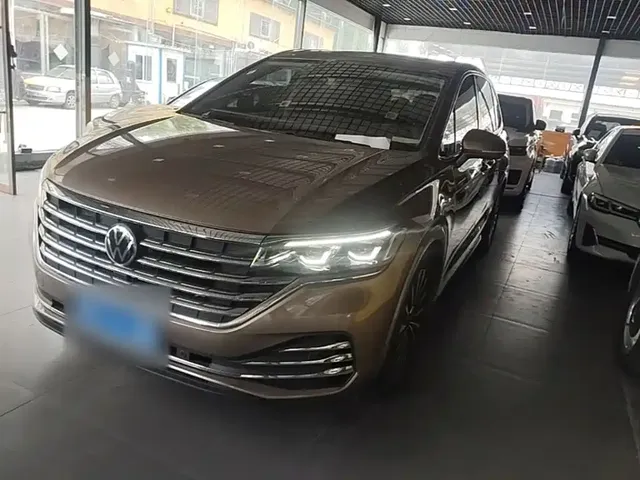 Volkswagen Viloran 2020 380TSI Premium