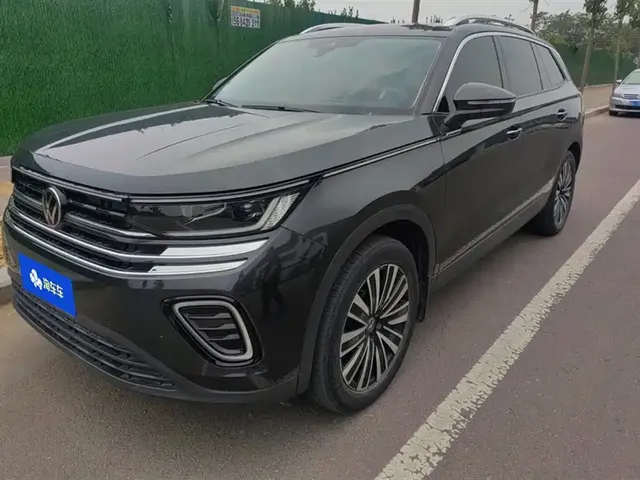 Volkswagen Talagon 2023 330TSI Luxury Touring Edition