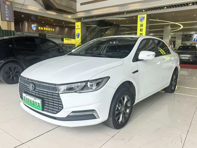 BYD Qin New Energy 2021 Leading Comfort Edition