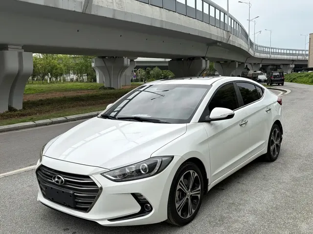 Hyundai Elantra 2018 1.4T DCT Dynamic·Vitality Model
