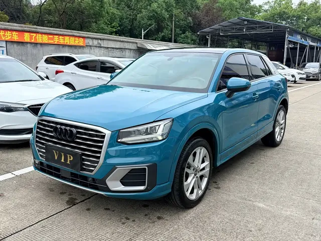 Audi Q2L 2018 35 TFSI Luxury Elegance China V