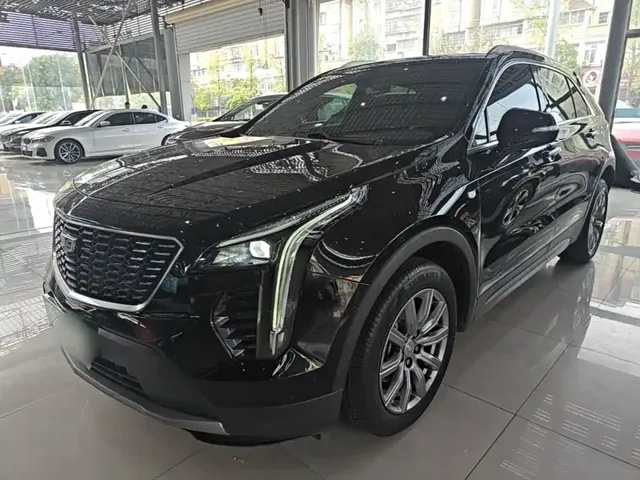 Cadillac XT4 2020 Facelift 28T 2WD Leading