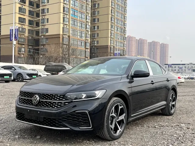 Volkswagen Passat 2025 Outstanding 330TSI Elite Edition