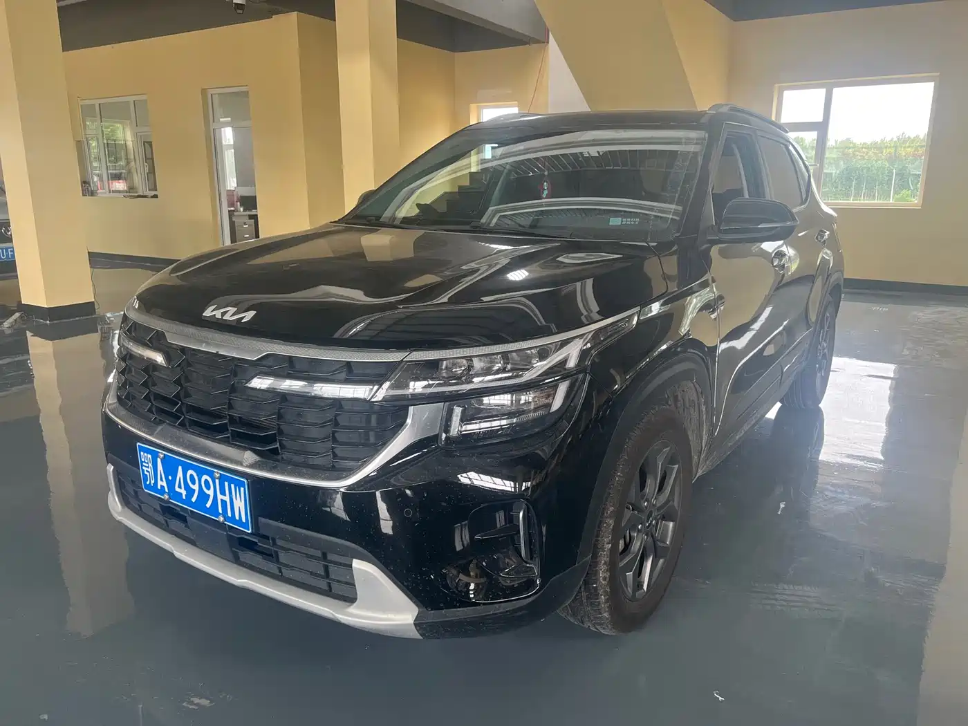 Kia Seltos 2023 1.5L CVT Luxury Edition
