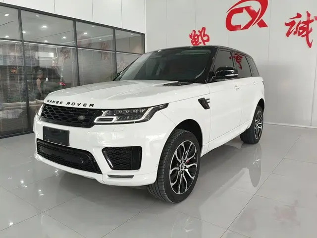 Land Rover Range Rover Sport 2022 3.0 L6 Gloss Black Edition