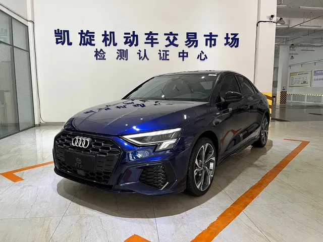 Audi A3 2023 Facelift Sportback 35 TFSI Fashion Sport
