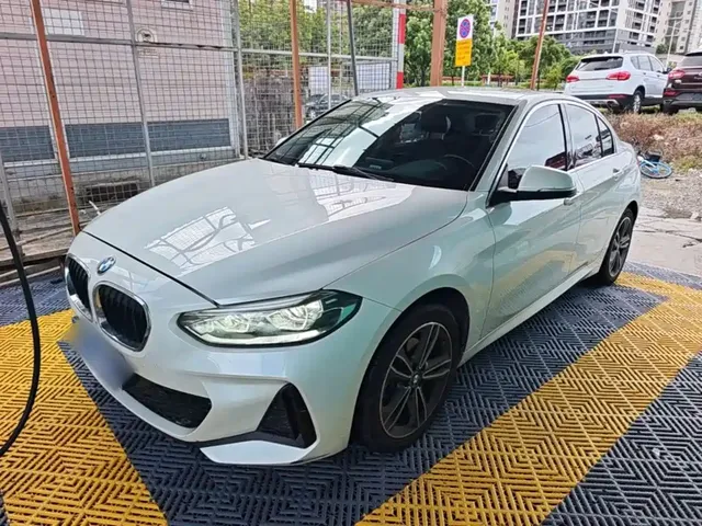 BMW 1 Series 2021 120i M Sport