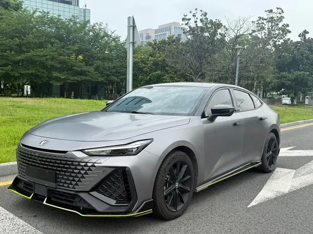 Changan UNI-V 2023 2.0T Leading Speed Edition