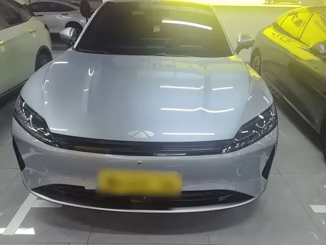Chery Fengyun A9L 2025 Model 4WD High-performance Summit Edition