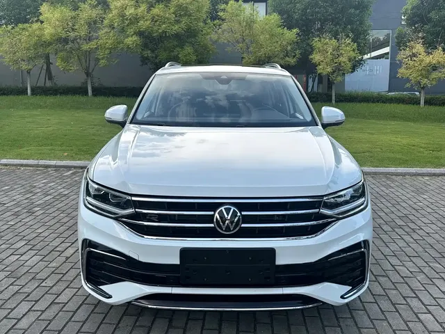 Volkswagen Tiguan L 2023 Facelift 330TSI Auto FWD R-Line Premium