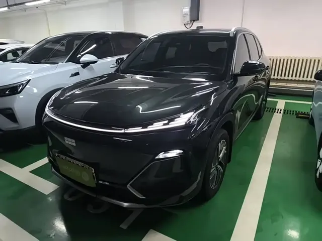 Geely Galaxy Starship 7 EM-i 2025 Model 120km Explorer+ Edition