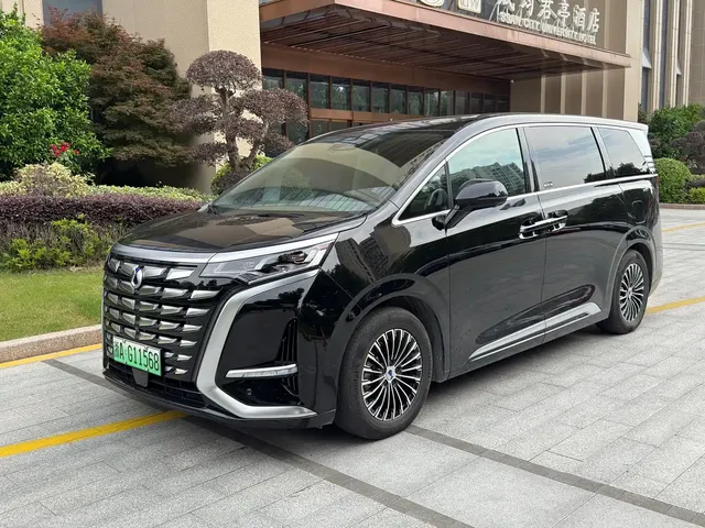 Denza D9 2022 DM-i 970 AWD Flagship