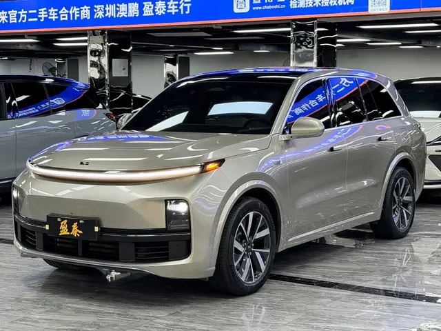 Li Auto Li L8 2023 Pro