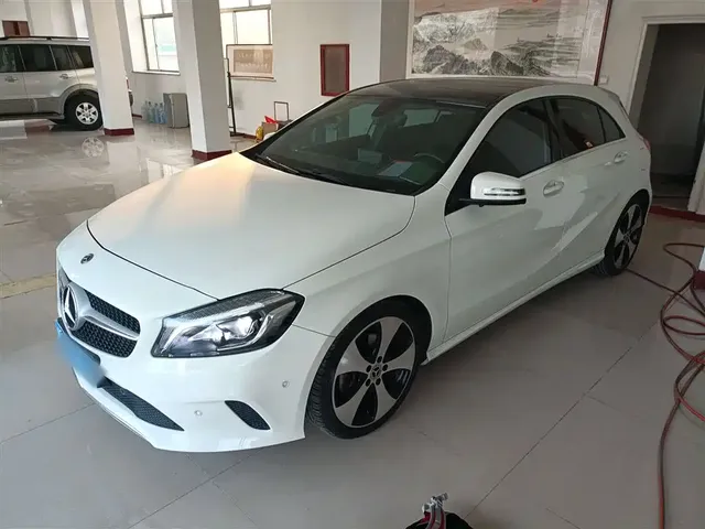 Mercedes-Benz A-Class (Import) 2018 A 200 Fashion