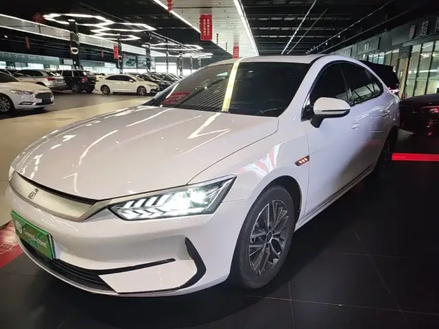 BYD Qin PLUS 2021 EV 400KM Luxury Model