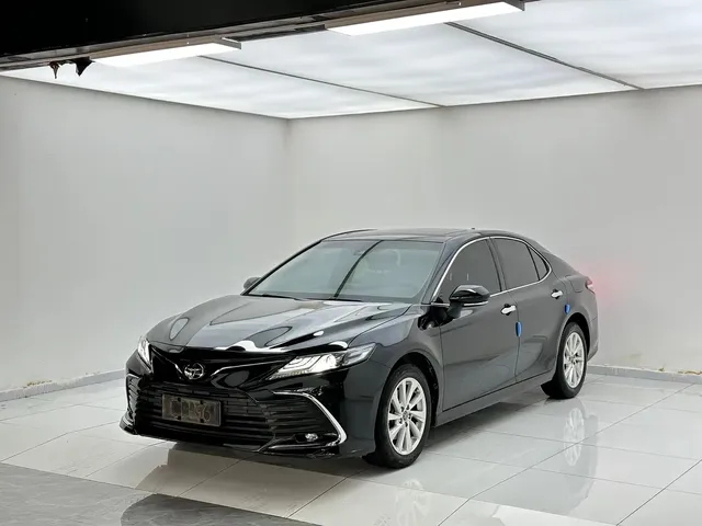 Toyota Camry 2021 2.0G Luxury Edition