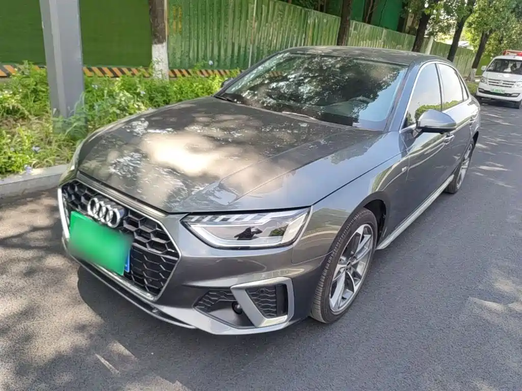 Audi A4L 2023 40 TFSI Fashion Dynamic