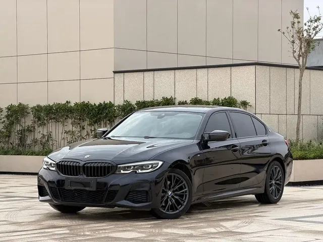 BMW 3 Series 2020 325Li M Sport Black Night Package