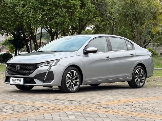 Peugeot 408 2024 360THP Dá Dá Edition Latour