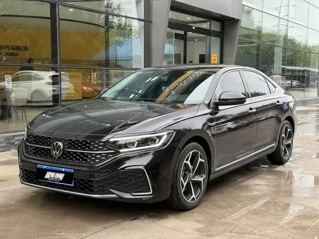 Volkswagen Passat 2024 380TSI Starlight Luxury Edition