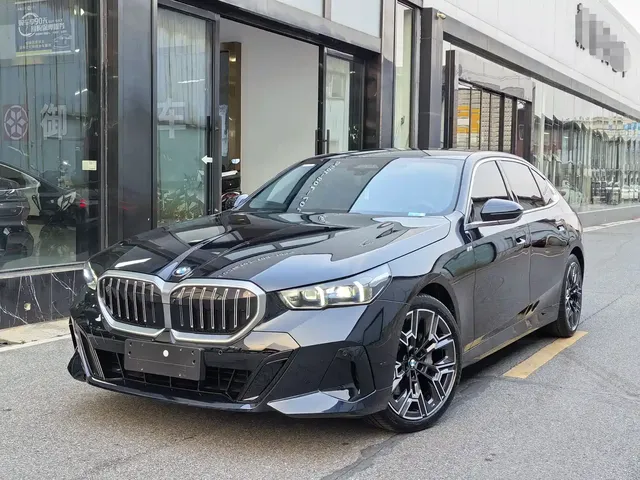 BMW 5 Series 2025 530Li Premium M Sport Package