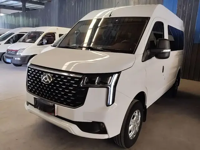 SAIC Maxus Xintu V80 2023 2.0T Manual Classic Aoyun Short Wheelbase Medium Roof 5/6 Seats