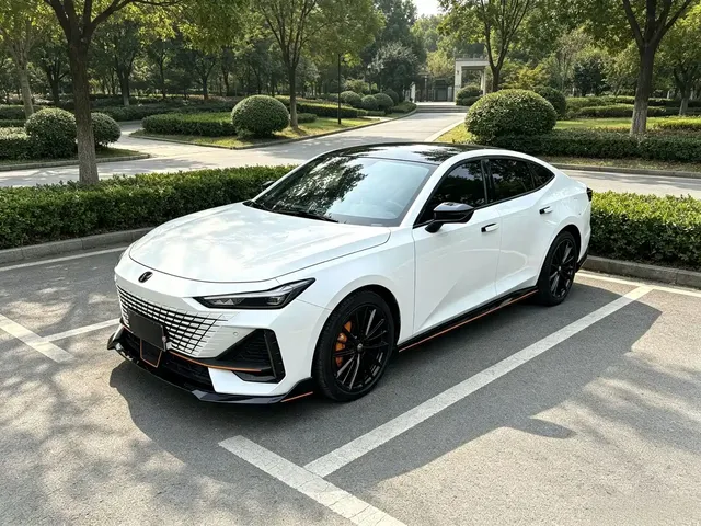 Changan UNI-V 2022 1.5T Sport Edition
