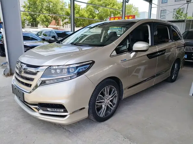 Honda Elysion 2019 2.0L Hybrid Luxury Edition