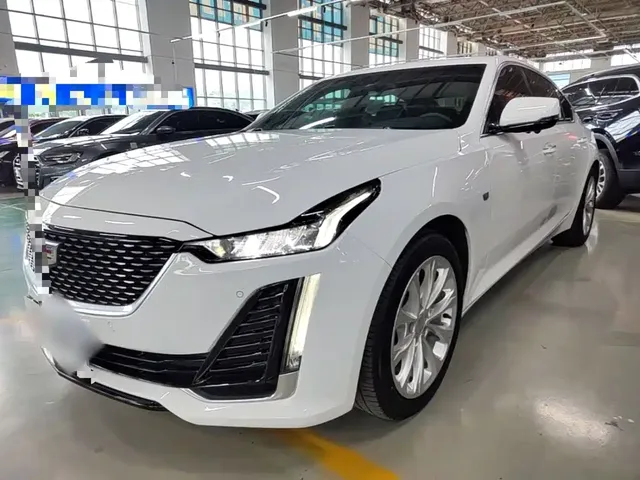 Cadillac CT5 2022 28T Luxury (Standard)