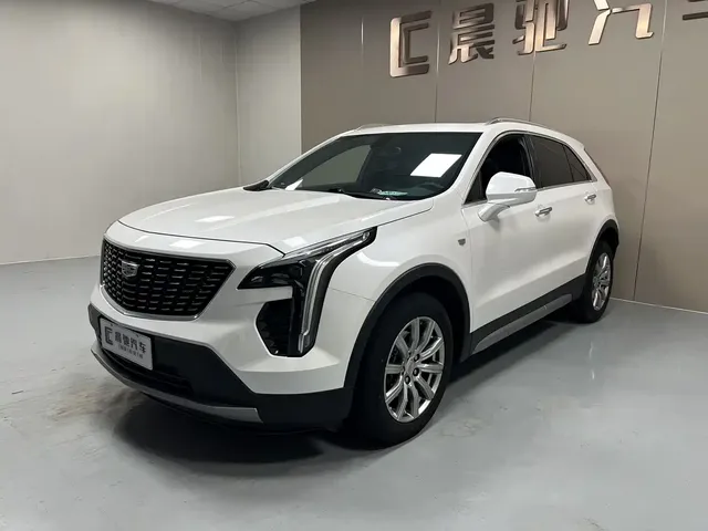 Cadillac XT4 2021 28T FWD Premium Edition