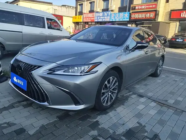 Lexus ES 2024 200 Premium Edition