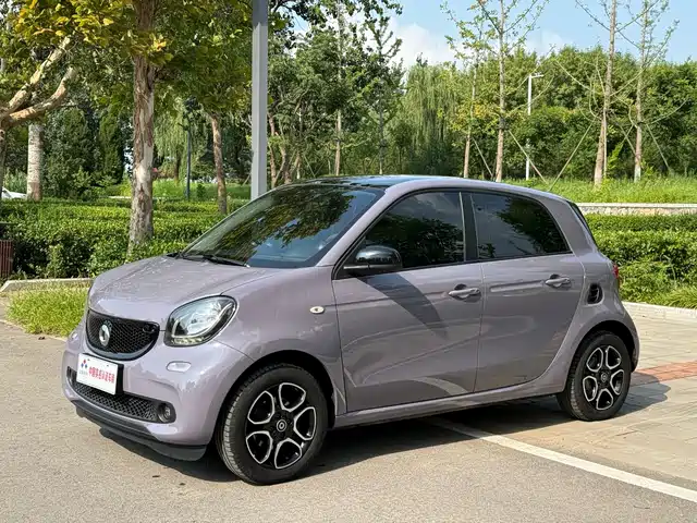 smart forfour 2018 0.9T 66kW Pioneer Edition