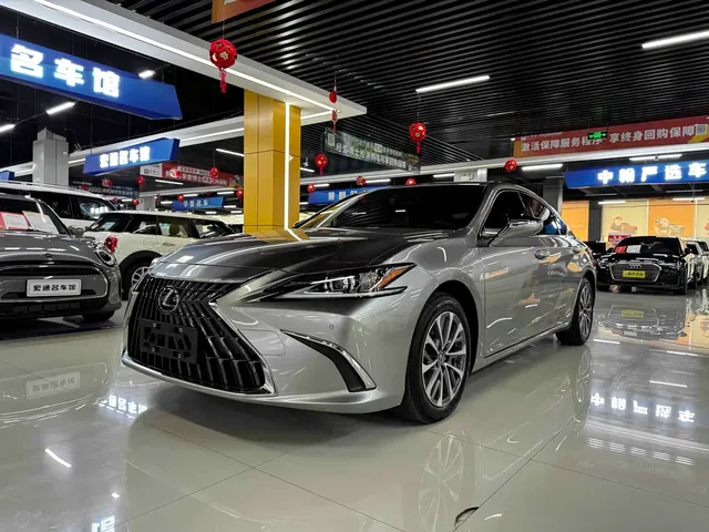 Lexus ES 2021 200 Excellence Edition