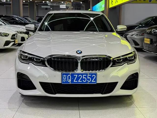 BMW 3 Series 2022 325Li M Sport Package