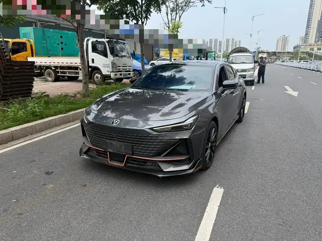 Changan UNI-V 2022 1.5T Sport Edition