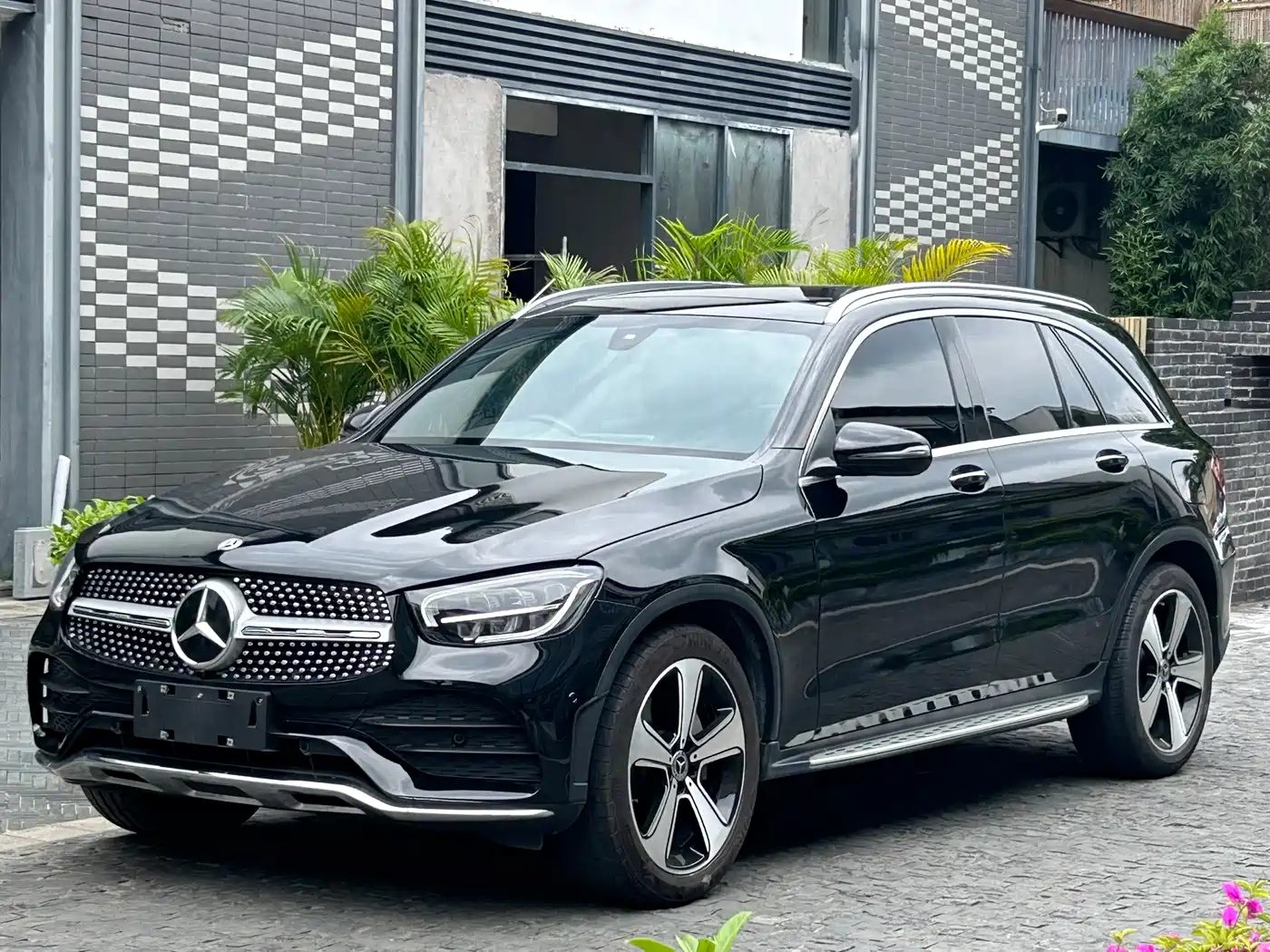 Mercedes-Benz GLC 2022 GLC 300 L 4MATIC Dynamic Collector's Edition