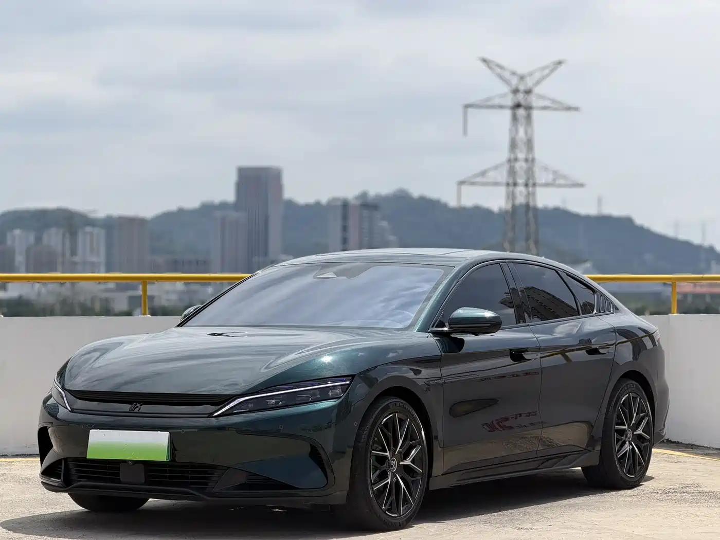 BYD Han 2022 EV 610KM AWD Qianshan Green Limited Edition