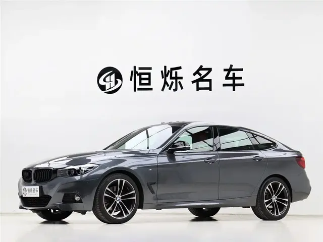 BMW 3 Series GT 2019 330i xDrive M Sport Black Night Edition