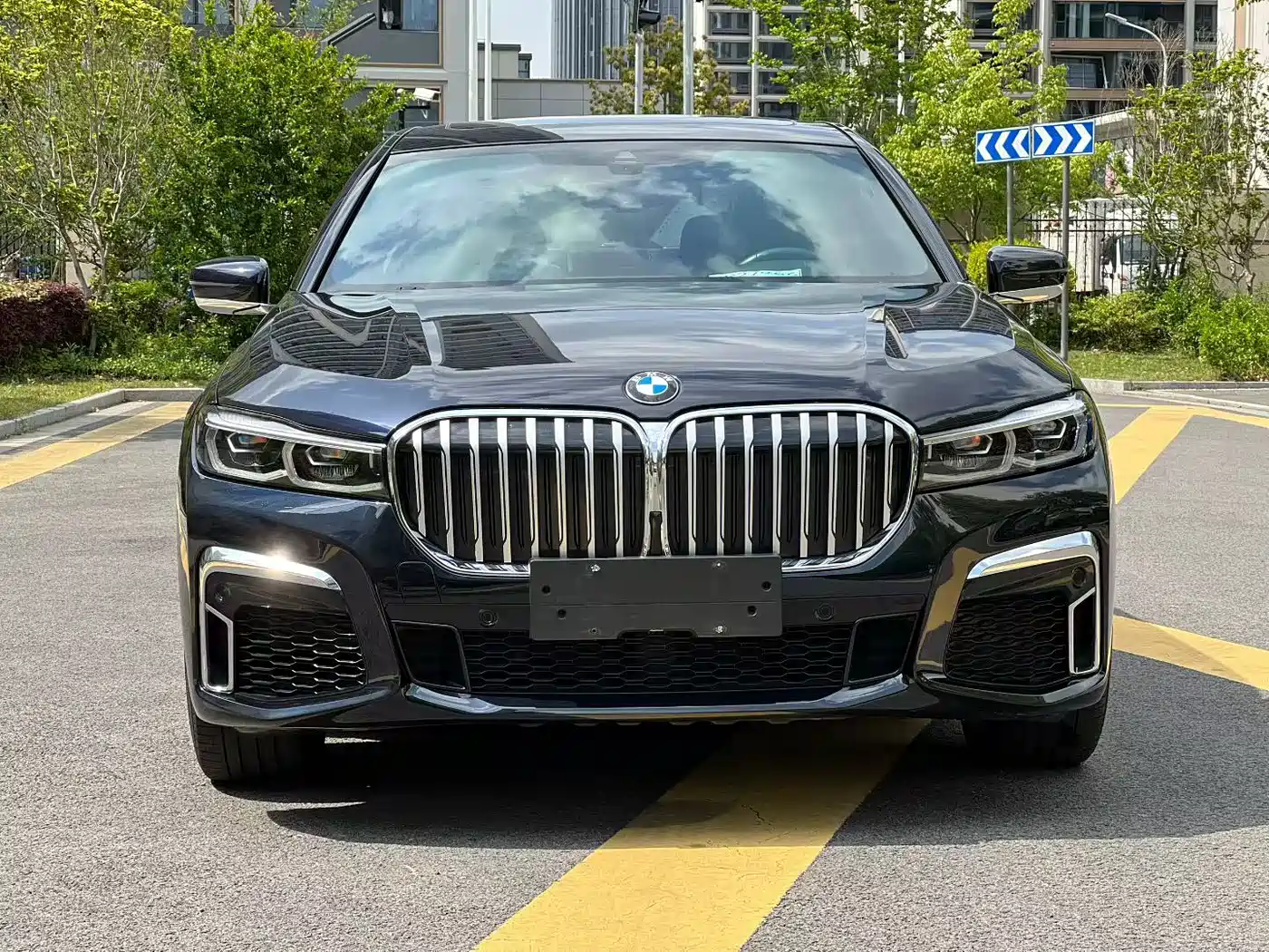 BMW 7 Series 2019 730Li M Sport Package