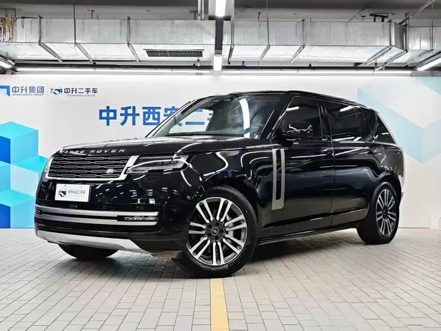 Land Rover Range Rover 2024 3.0 L6 400PS Golden Age Extended