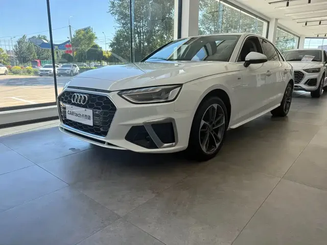 Audi A4L 2022 40 TFSI Fashion Dynamic