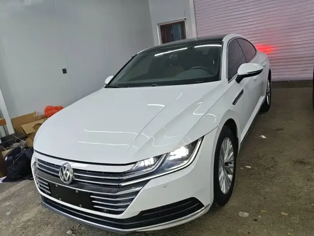Volkswagen FAW-Volkswagen CC 2019 330TSI Charm Edition China VI