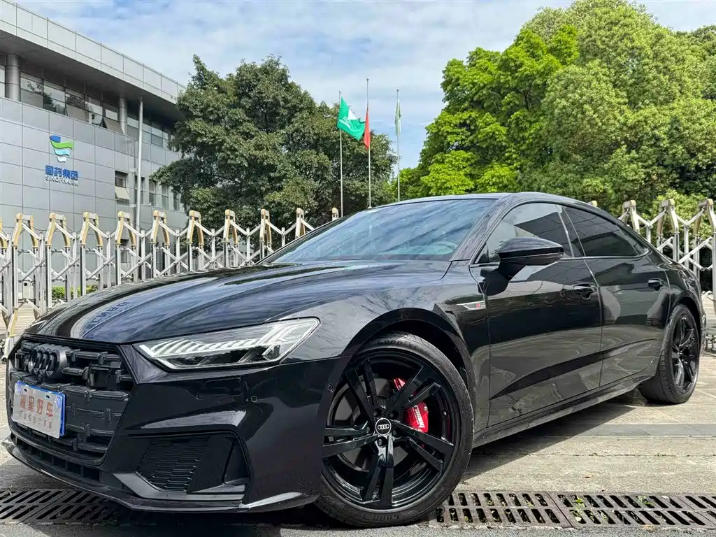 Audi A7L 2022 45 TFSI quattro S-line Wind Rider