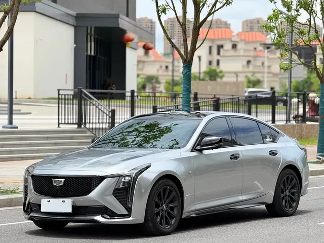 Cadillac CT5 2025 Model 28T Track Performance Edition