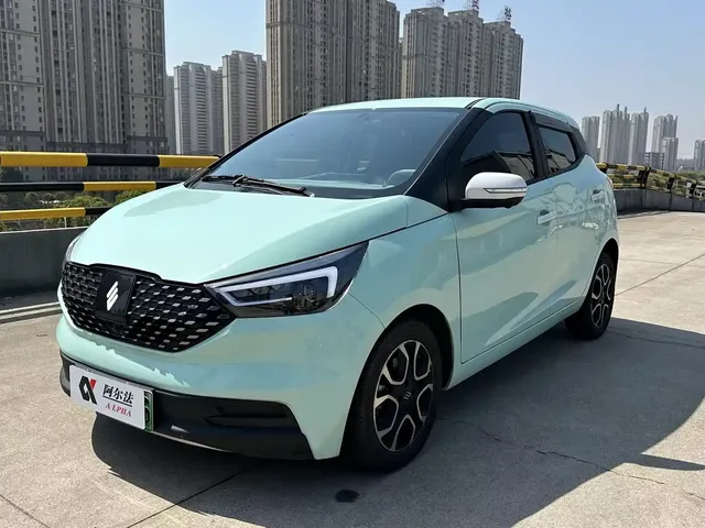 JMCG New Energy Yizhi EV3 2023 Youth Edition 320KM Luxury