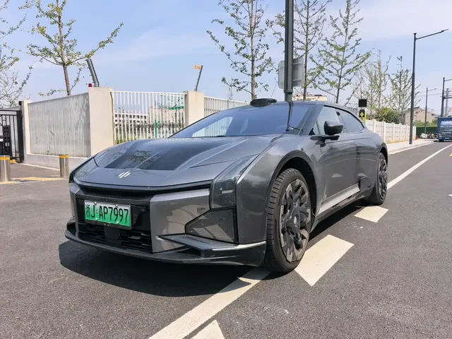 HiPhi Z 2023 4-Seater Edition