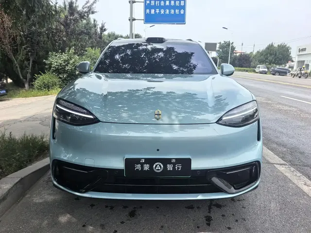 AITO Wenjie AITO M6, 2026