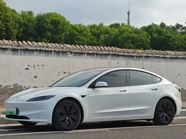 Tesla Model 3 2025 Model Long Range Rear-Wheel Drive