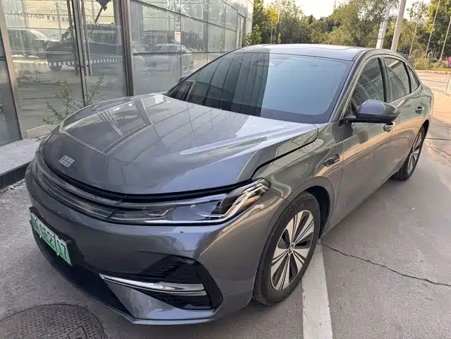 Geely Galaxy A7 2025 EM-i 150km Explorer+ Edition